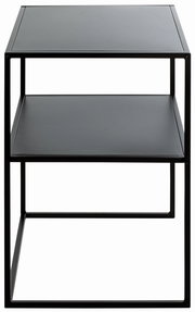 Moderner schwarzer Beistelltisch mit zwei Ebenen, frontal betrachtet.
