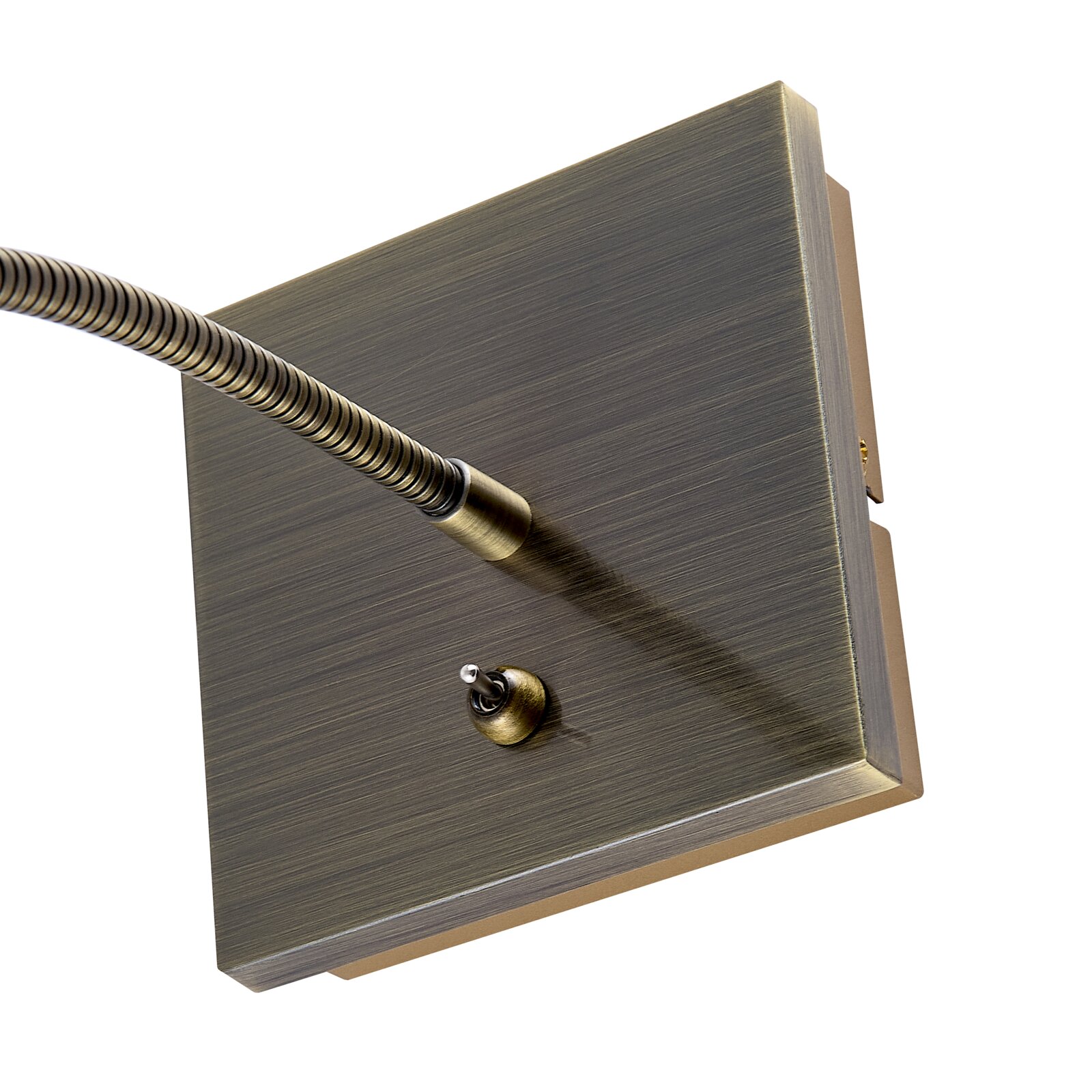 Nahaufnahme einer rechteckigen Wandhalterung aus gebürstetem Metall in Antikmessing-Optik mit flexiblem Lampenarm und Kippschalter, seitliche Perspektive schräg von vorn
