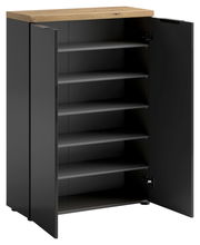 Schuhschrank mit offenen Türen, schwarze Fronten und Holzoberfläche, seitliche Perspektive