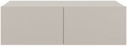 Vooraanzicht van een modern, beige hangend tv-meubel met twee deuren.
