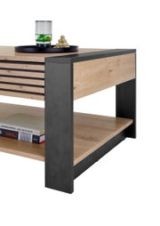 Moderner Couchtisch aus Holz mit schwarzem Metallrahmen, seitliche Perspektive