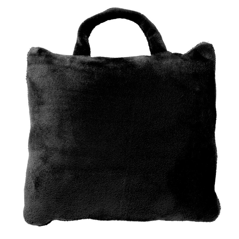 Schwarzes, flauschiges Plaid mit integrierter Tasche und Tragegriff, Vorderansicht