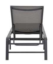 Rückansicht einer modernen Gartenliege mit schwarzem Metallrahmen und Netzbespannung.