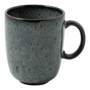 Grauer Kaffeebecher Lave 340ml mit Henkel, seitliche Perspektive