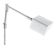 Close-up van de LED-vloerlamp JOHANN met een modern, zilverkleurig ontwerp en een verstelbare arm.