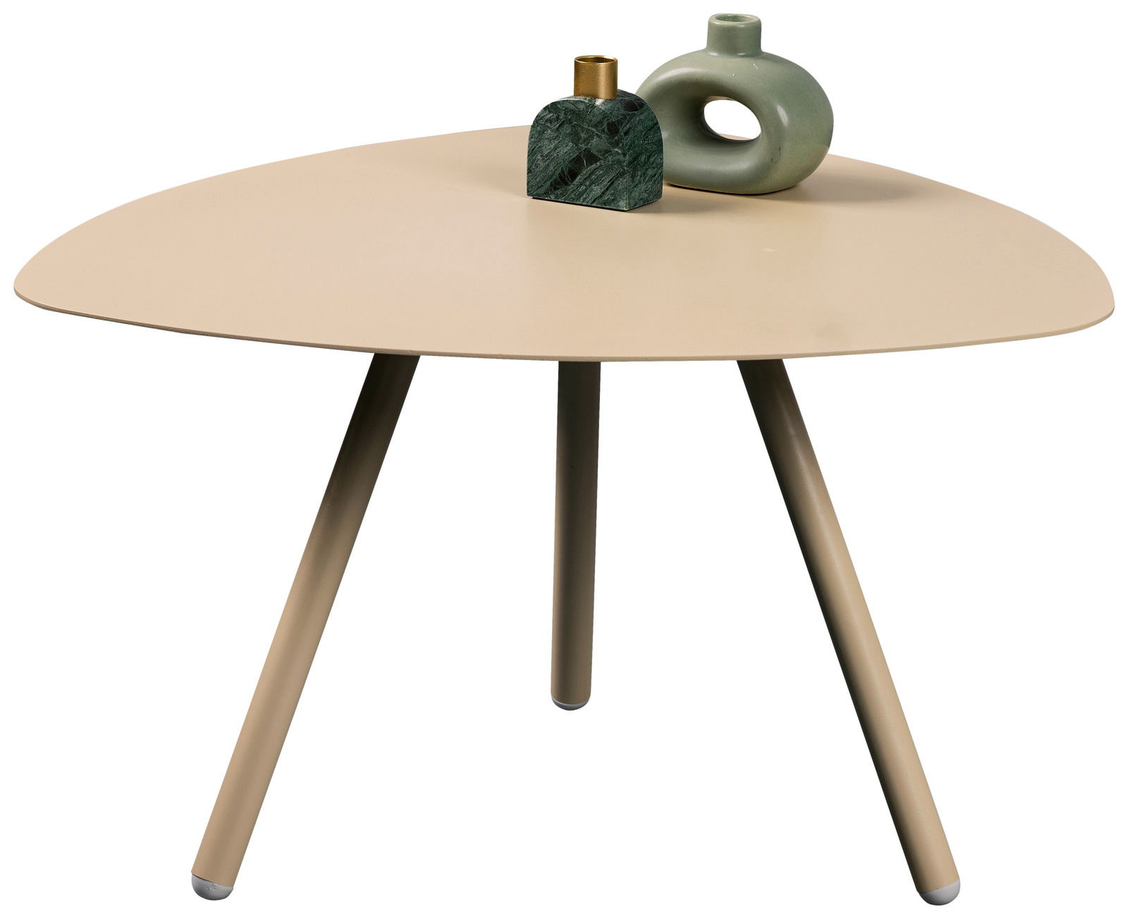 Moderner Beistelltisch mit dreieckiger, beiger Tischplatte und drei schrägen Beinen, dekoriert mit zwei Vasen, aus frontaler Perspektive.