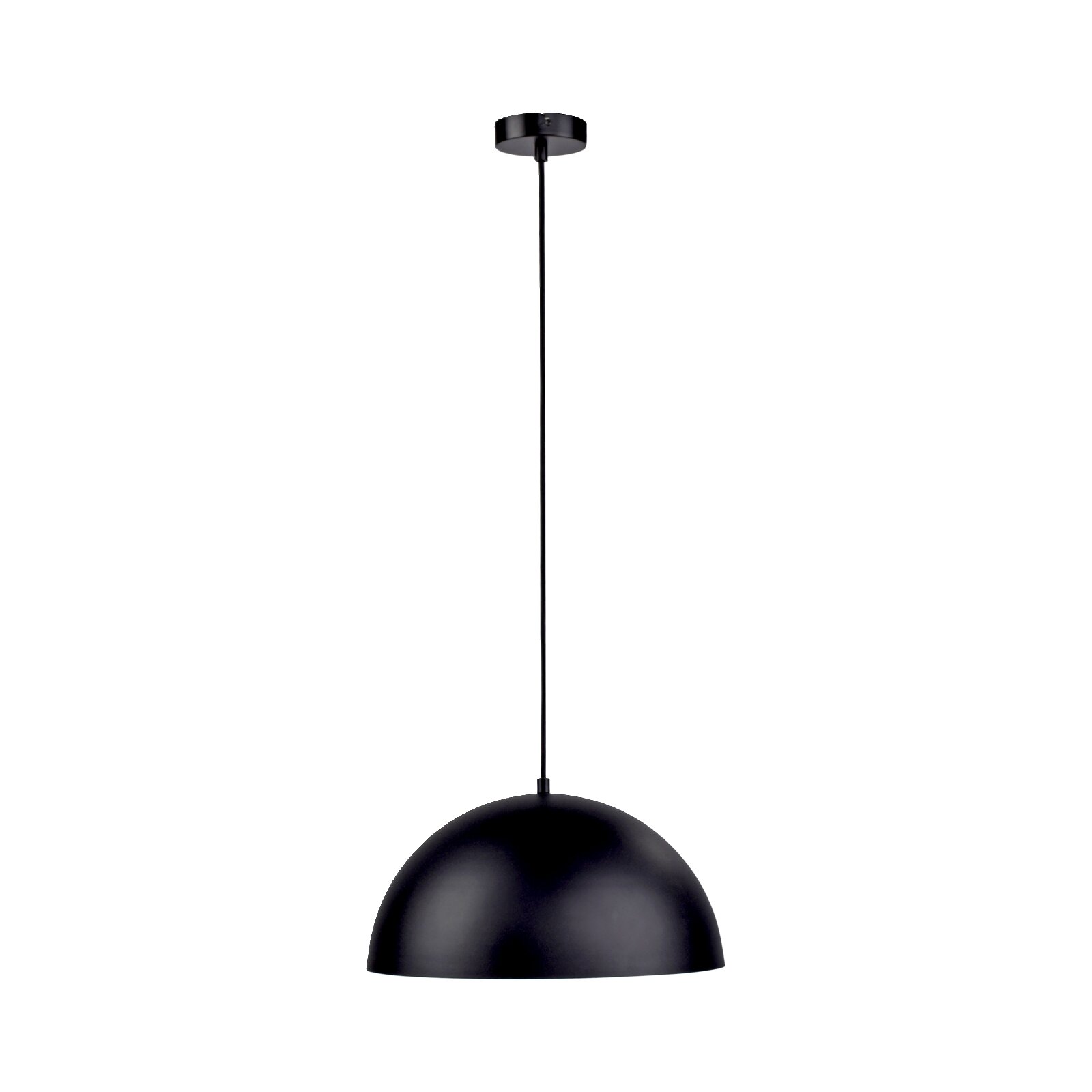 Schwarze Pendelleuchte mit halbkugelförmigem Lampenschirm und langem Kabel, freigestellt auf weißem Hintergrund, Frontansicht
