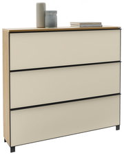 XL-Schuhschrank in hellem Holzdesign mit drei Schubladen, dekoriert mit zwei Vasen und Büchern, seitliche Perspektive