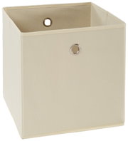 Beige stoffen doos met metalen oogjes, gefotografeerd vanuit perspectief van linksvoor.