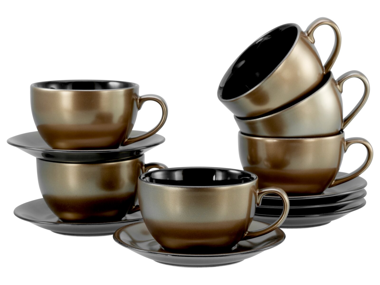 Creatable Cappuccinoset 12-tlg GOLDEN DAYS Mehrteiliges Tassen- und Untertassen-Set in Metallic-Bronze mit schwarzer Innenseite, einige Tassen gestapelt, seitliche Studioaufnahme vor weißem Hintergrund