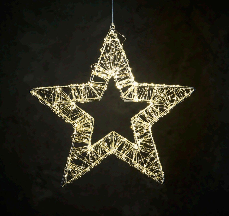 LED-Stern 50cm aus Draht mit warmweißen Lichtern, frontal betrachtet vor schwarzem Hintergrund.