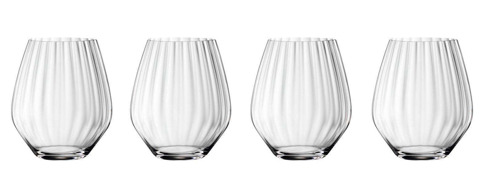 Vier elegante, geriffelte Gläser in einer frontalen Ansicht, ideal für Gin Tonic.
