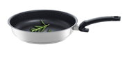Pfanne mit schwarzer Antihaftbeschichtung und ergonomischem Griff, seitliche Perspektive