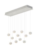 Moderne Pendelleuchte CANNON mit zehn kugelförmigen Lampen, hängend an einem rechteckigen Deckenbaldachin, seitliche Perspektive.