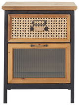 Vorderansicht einer Nachtkommode mit einem Rattanschubladen und einer Glastür, umrahmt von Holz.