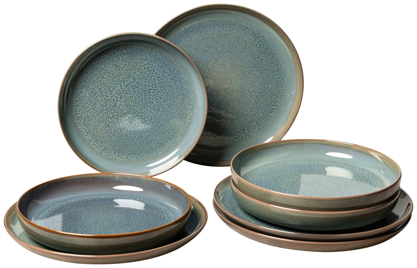 Like by Villeroy & Boch Tafelset 8-tlg. CRAFTED BREEZE Ein 8-teiliges Tafelset Breeze in einer schrägen Perspektive, bestehend aus eleganten, grün-blauen Tellern mit feiner Textur und braunem Rand.