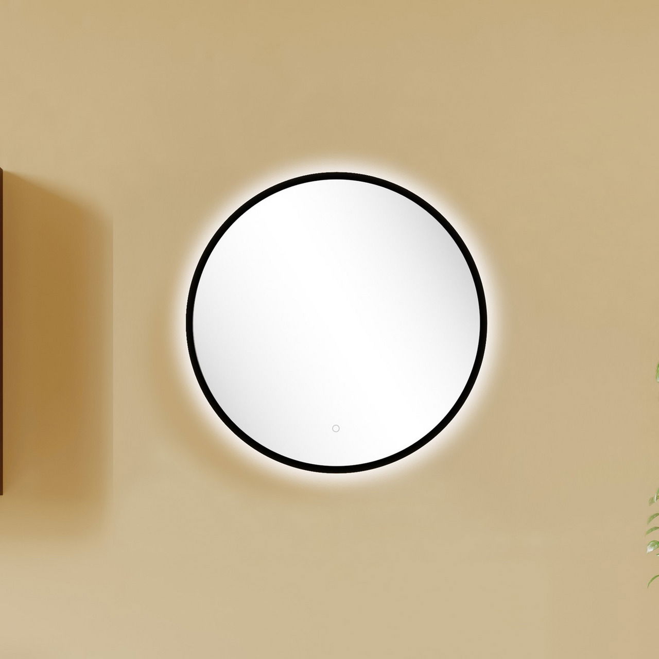Runder Wandspiegel mit schwarzem Rahmen und Hintergrundbeleuchtung, frontal betrachtet