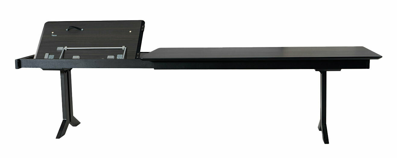 Moderano Esstisch LAURA in dunklem Holz, seitliche Perspektive mit ausgeklappter Verlängerung.