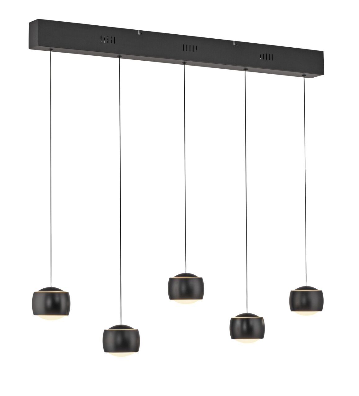 Moderne Pendelleuchte mit fünf schwarzen, kugelförmigen Lampenschirmen, aufgehängt an dünnen Kabeln von einer rechteckigen Deckenhalterung. Seitenansicht.