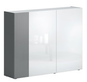 Moderne XL-schoenenkast met glanzend wit front en geribbelde zijpanelen, zijaanzicht