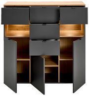 Frontansicht eines modernen Highboards mit offenen Schubladen und Türen, in dunklem Grau und Holzoptik.