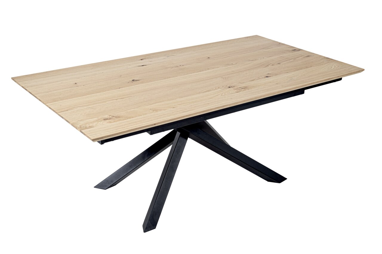 Moderner Esstisch mit heller Holzplatte und schwarzem Metallgestell, seitliche Perspektive