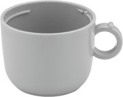 Grauer Kunststoffbecher mit Henkel, seitliche Perspektive