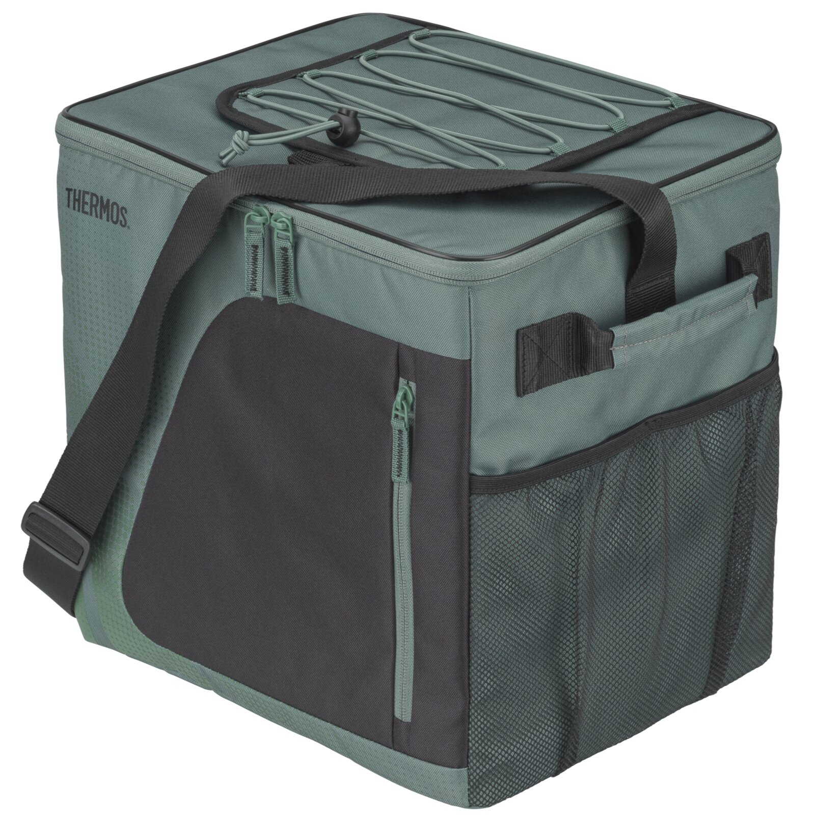 Grün-graue THERMOS Kühltasche mit schwarzem Schultergurt, Frontfach, seitlicher Netztasche, Tragegriff und elastischer Kordel auf dem Deckel, schräg von vorne oben gezeigt