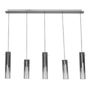 Moderne LED-Hängeleuchte mit fünf zylindrischen Lampenschirmen aus Metall, von vorne betrachtet.