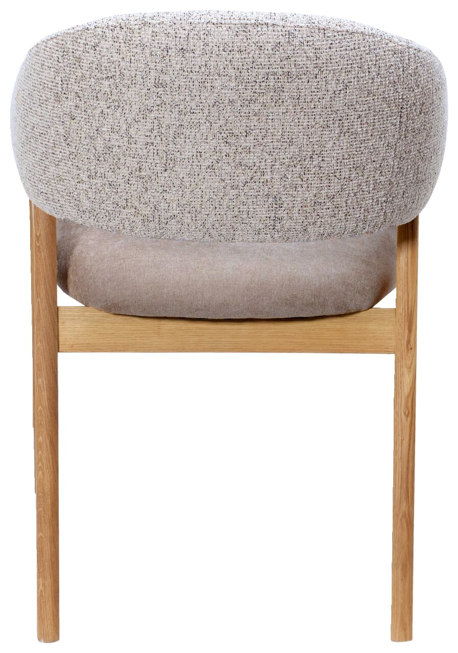 Achterkant van een fauteuil met gestoffeerde rugleuning en zitting, houten poten, stoffen bekleding in neutrale tinten.