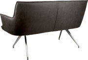 Rückansicht eines modernen 2-Sitzer-Sofas in Dunkelgrau mit glatter Polsterung und schrägen Metallbeinen, freigestellt auf weißem Hintergrund