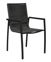 Moderner schwarzer Gartensessel mit Armlehnen, seitliche Perspektive