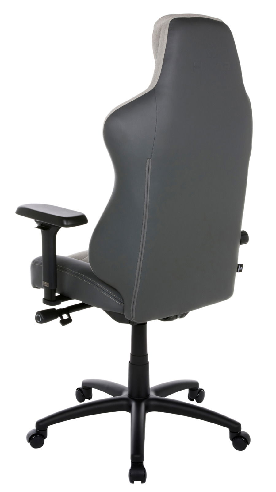 Rückansicht eines ergonomischen Gaming-Stuhls mit verstellbaren Armlehnen und stabiler Basis auf Rollen.