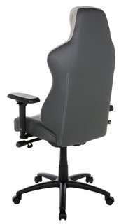 Rückansicht eines ergonomischen Gaming-Stuhls mit verstellbaren Armlehnen und stabiler Basis auf Rollen.