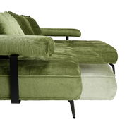 Grüne Longchairkombination mit schwarzem Metallgestell, seitliche Perspektive