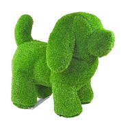 Grüne, stehende Hundeskulptur aus Kunstgras, seitliche Perspektive