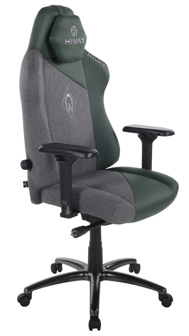 HIVAR Gaming Stuhl WERDER BREMEN Gaming Stuhl in seitlicher Perspektive mit grauem und grünem Bezug, verstellbaren Armlehnen und stabiler Basis auf Rollen.