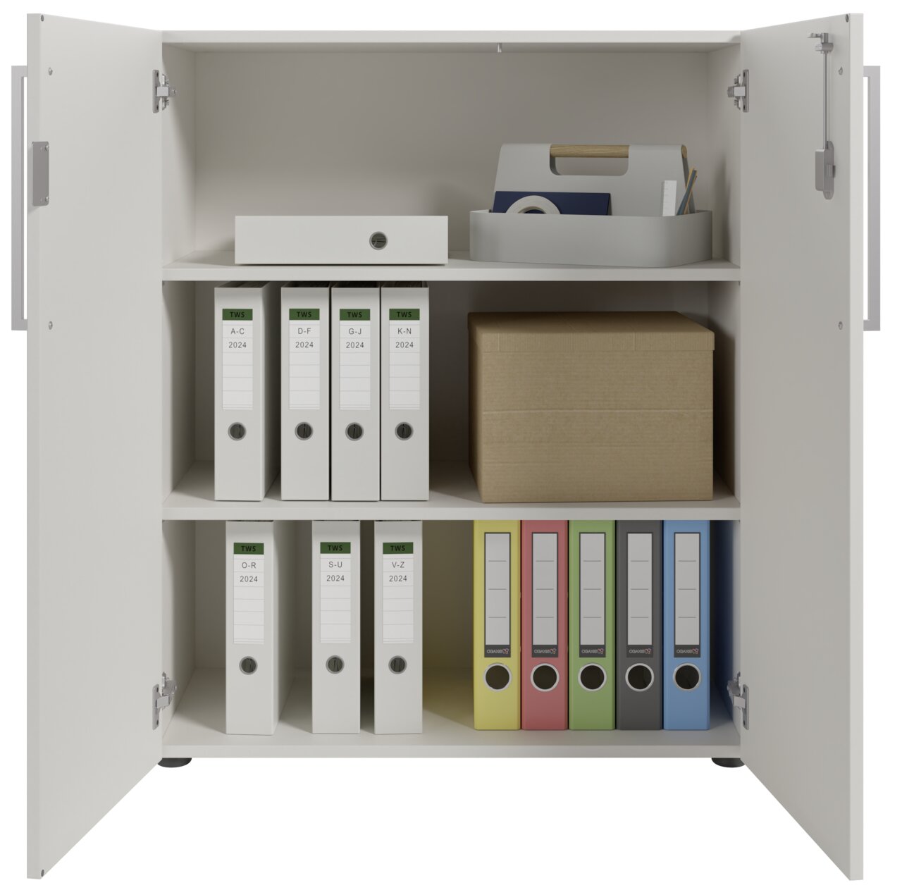 Offener Aktenschrank mit zwei Türen, gefüllt mit Ordnern, einer Box und Büromaterialien, Frontalansicht