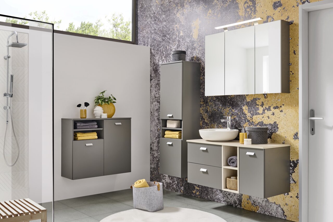 Stylife Hochschrank MONA Moderner Hochschrank in einem stilvollen Badezimmer, seitliche Perspektive