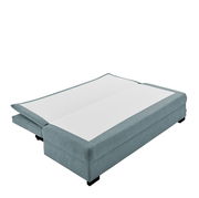 Funktionssofa in hellblauem Stoff, ausgeklappt in der Perspektive von schräg vorne.