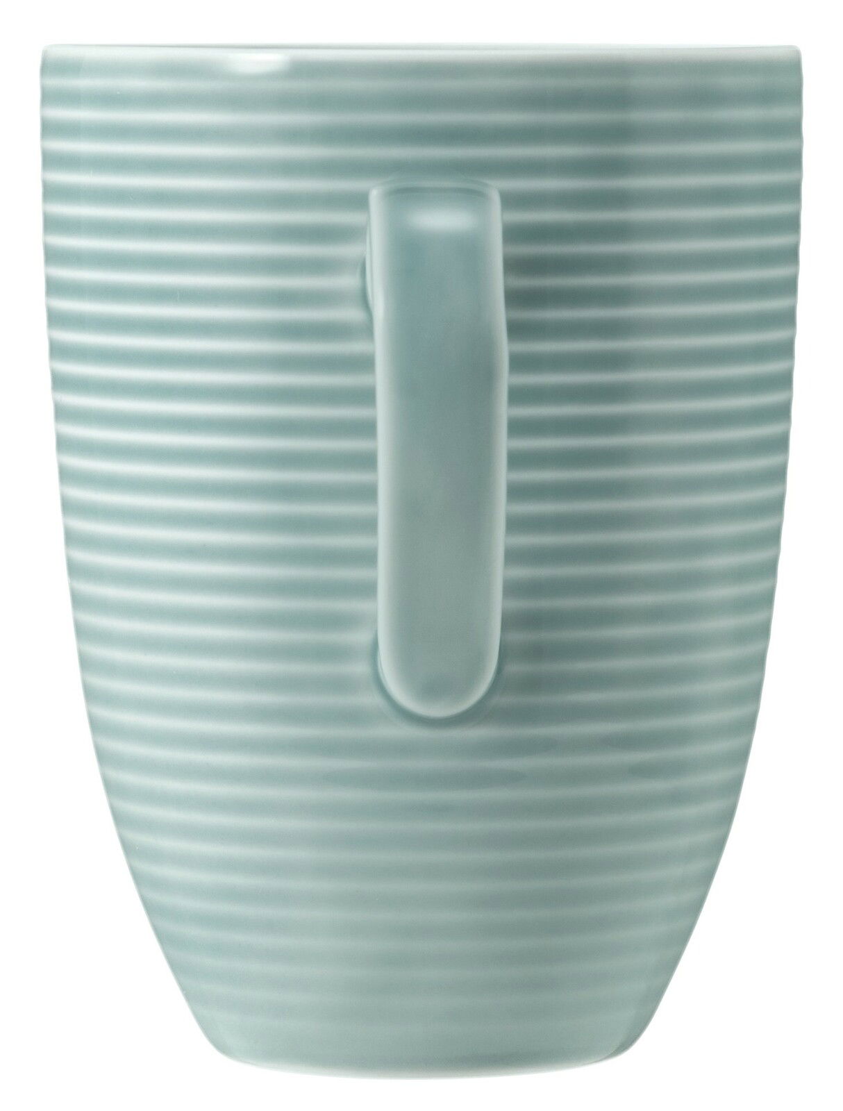 Hellblauer Becher mit Henkel, seitliche Perspektive, mit horizontalen Rillen.