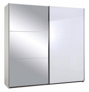 Moderner Schwebetürenschrank mit zwei Türen, eine mit Spiegel und die andere in Weiß, frontal abgebildet.