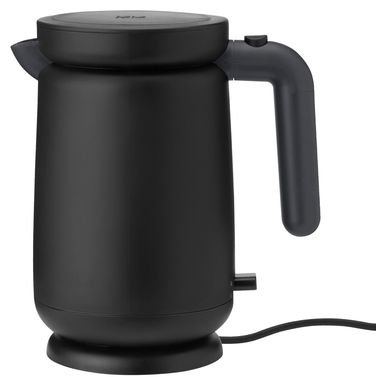 Stelton Waterkoker FOODIE Schwarzer FOODIE Wasserkocher mit 1 Liter Fassungsvermögen, seitliche Ansicht mit Griff und Kabel.