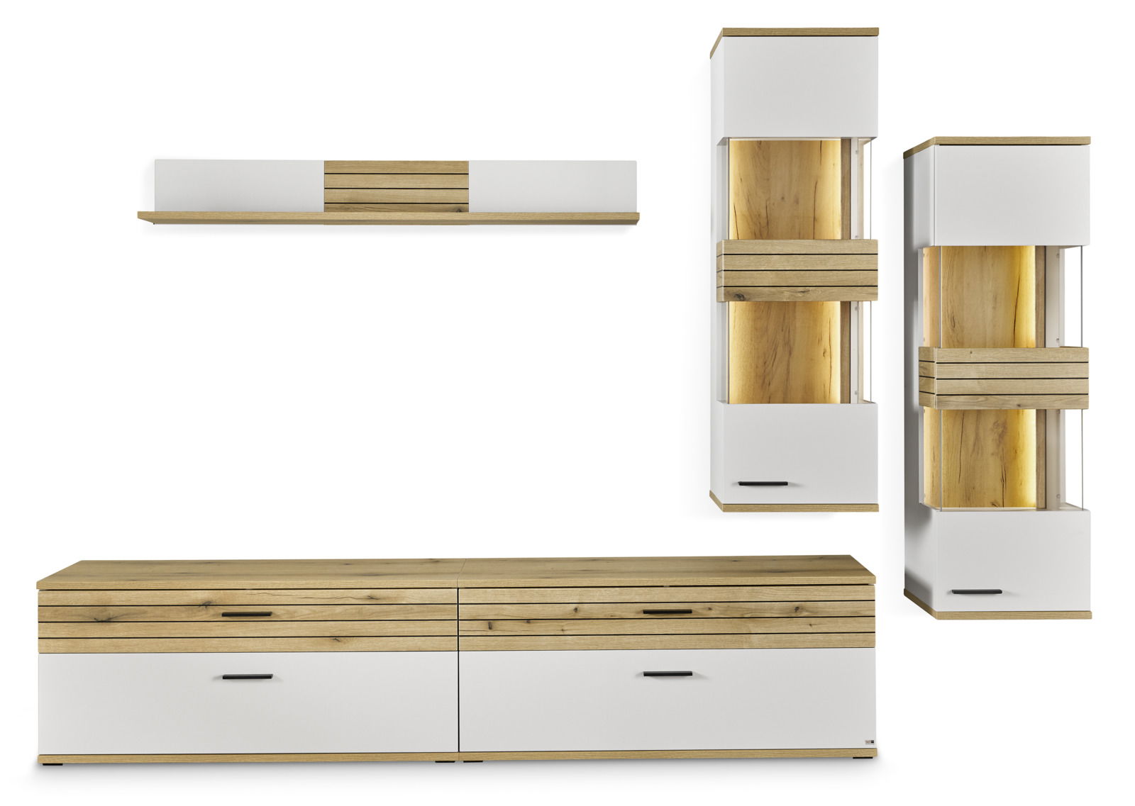 Frontale Ansicht eines modernen TV-Lowboards mit Holz- und Weißakzenten, bestehend aus einem langen Unterschrank, zwei hohen Schränken und einem Wandregal.