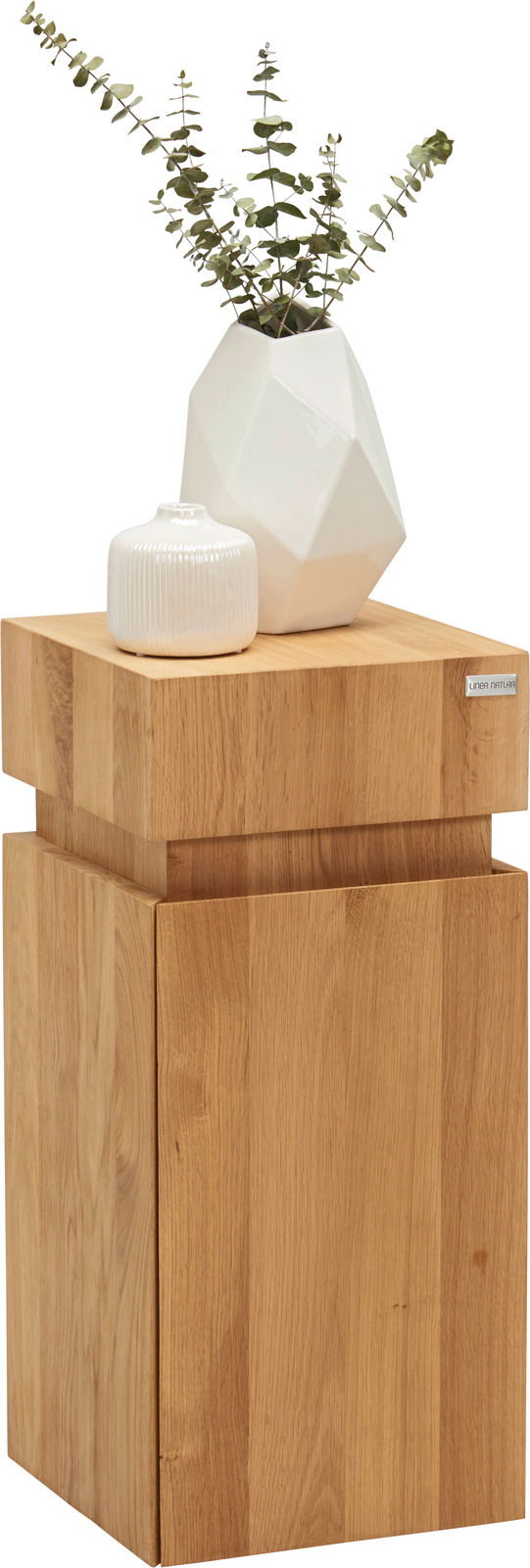 Moderner Beistelltisch aus Holz mit dekorativer Vase und Keramikgefäß, seitliche Perspektive