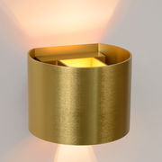 Goldene Wandleuchte XIO mit modernem Design, Licht strahlt nach oben und unten, seitliche Perspektive