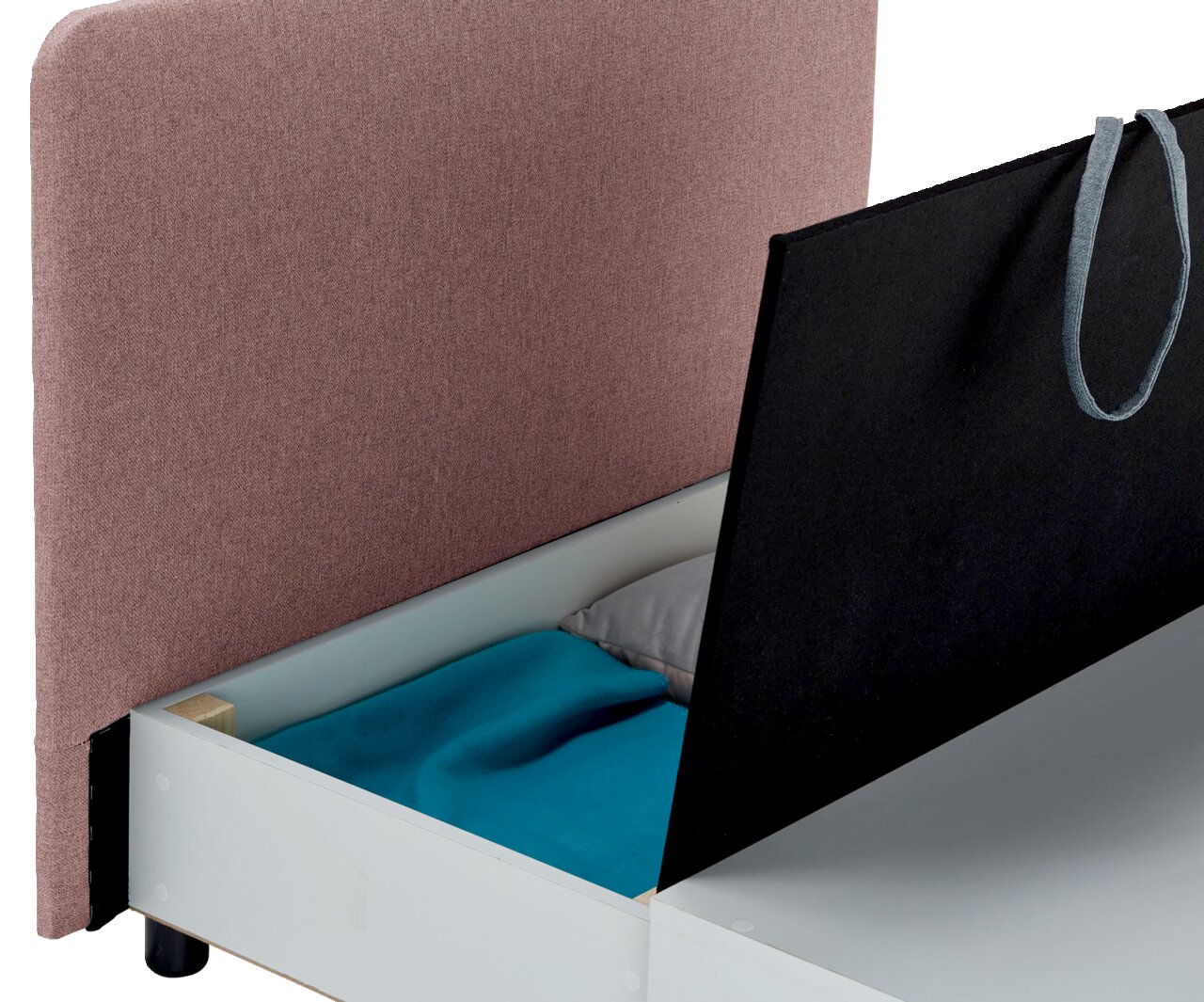 Nahaufnahme eines Funktionssessels mit Stauraum, geöffnet, mit einem blauen Kissen und einem grauen Kissen. Perspektive von oben.