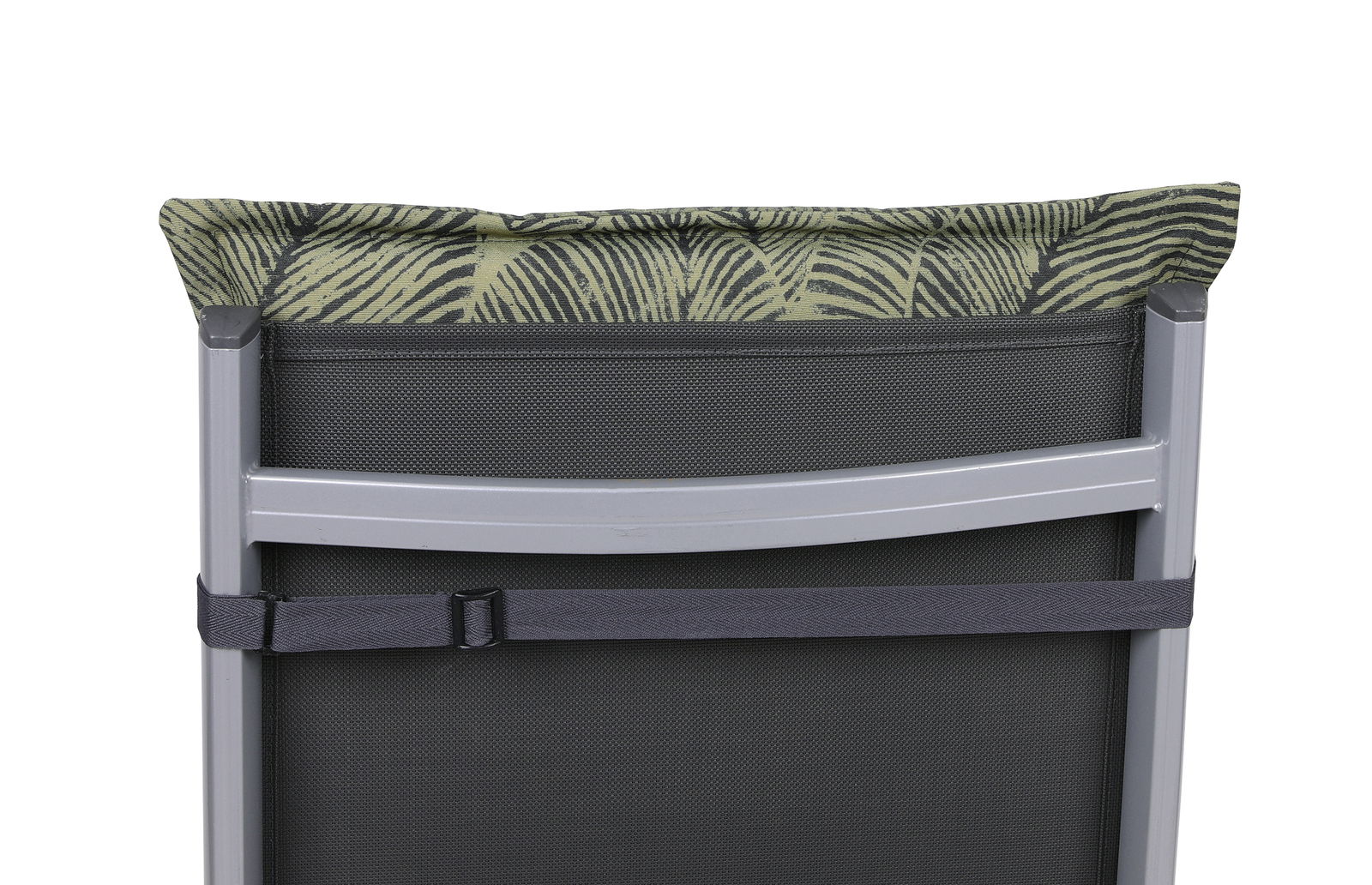 Rückansicht einer Sesselauflage mit grünem Blattmuster auf einem Metallstuhl.