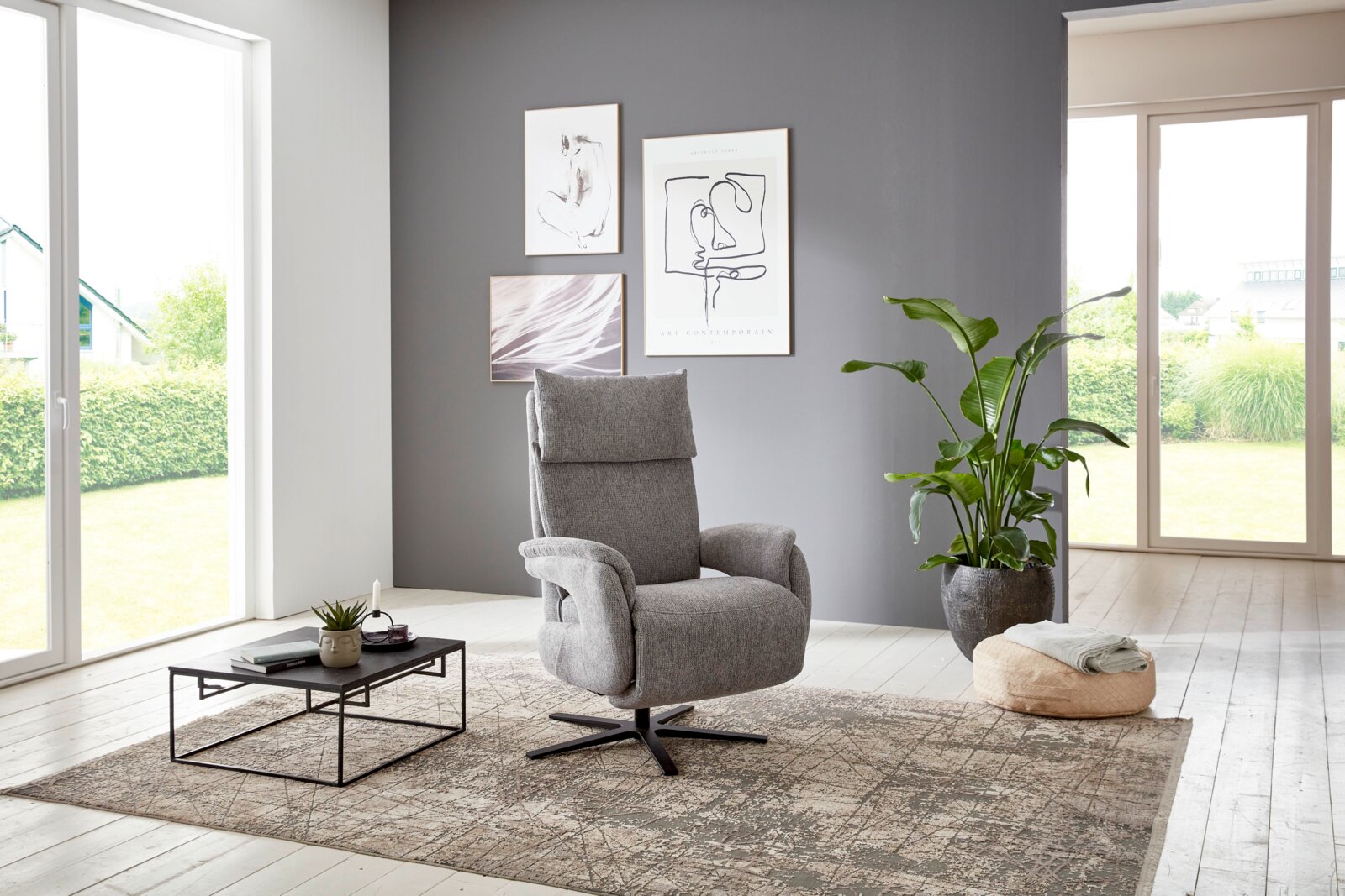 Cantus Tv-fauteuil FRANCO STYLE LAZYLINE Grijze tv-fauteuil in een moderne woonkamer, zijaanzicht.