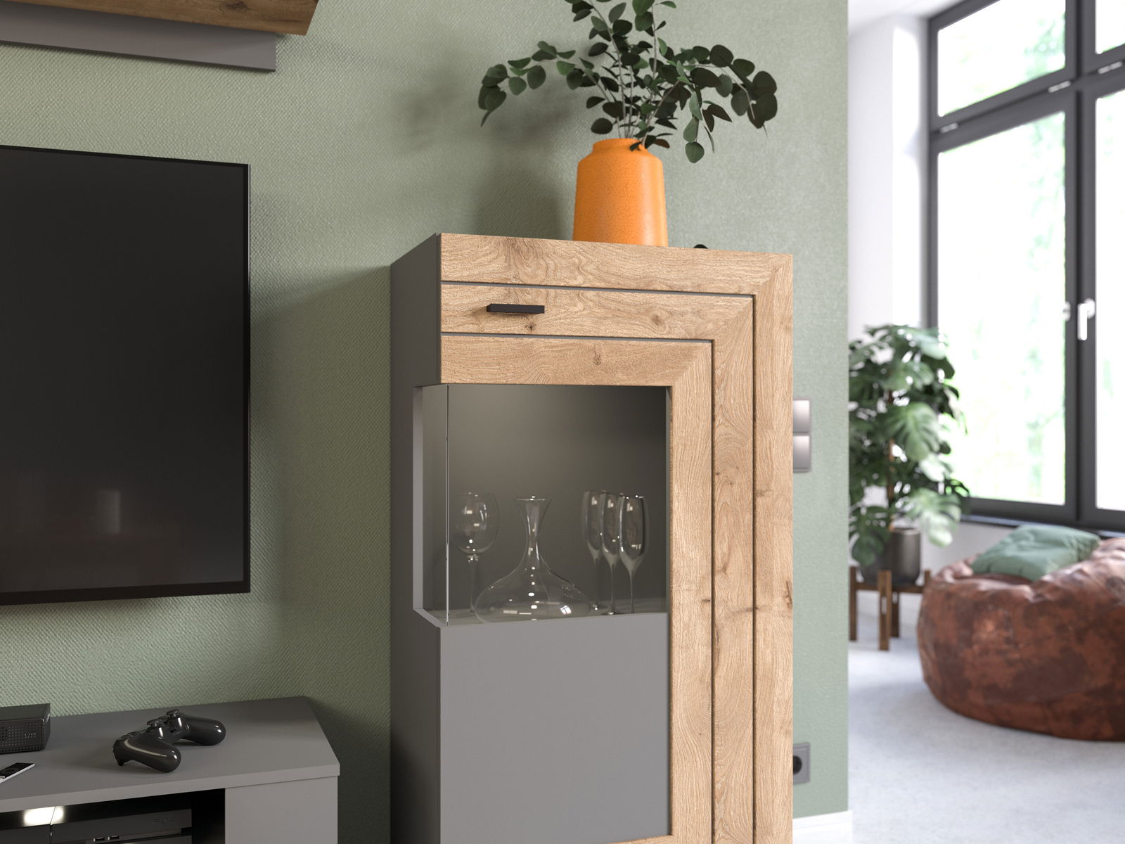 Moderner Standschrank mit Holz- und Glaselementen, dekoriert mit einer Vase auf der Oberseite, seitliche Perspektive.